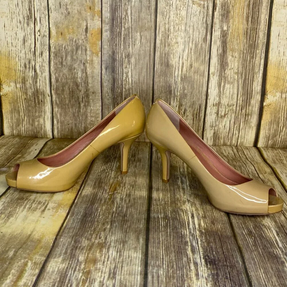 Vince Camuto 
